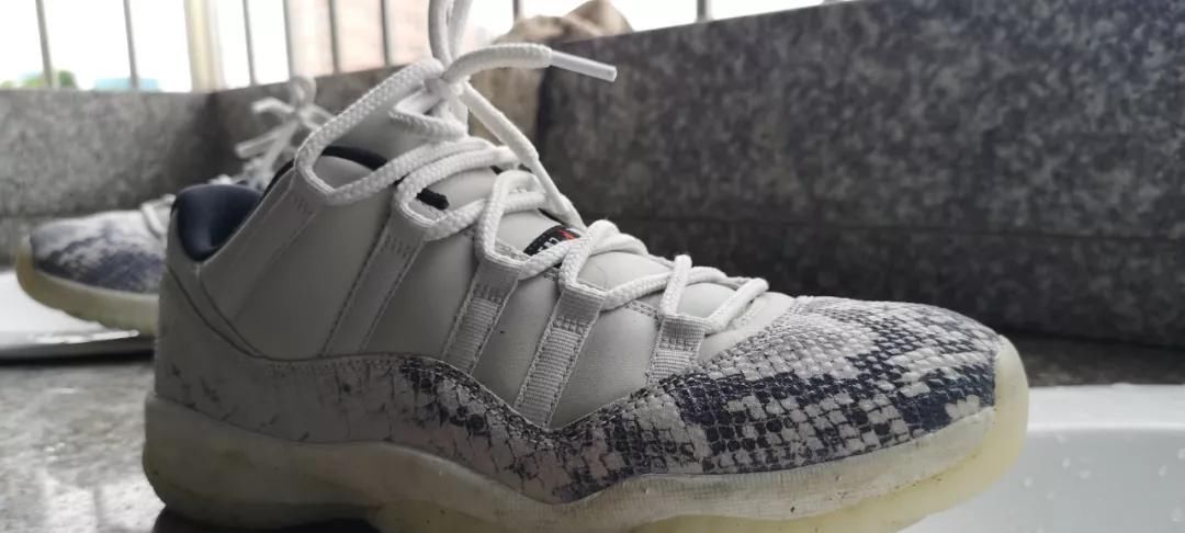  『AJ11』AJ11白蛇low开箱测评：出色的质感！
