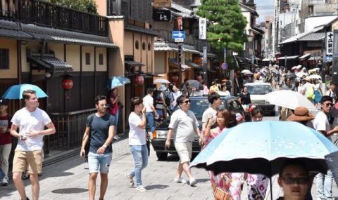 日本人：不要再来了！外国人旅游，正在毁掉日本吗？