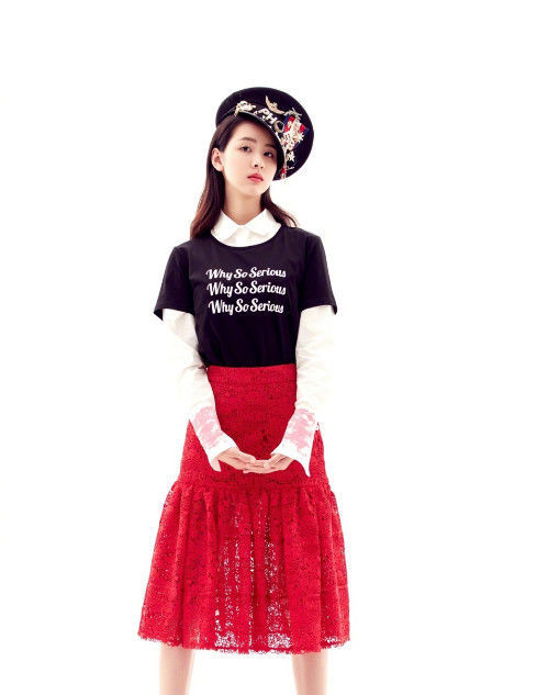 她堪称是中国第一校花，因性格枯燥被嫌弃，气质穿搭都吊甩章泽天