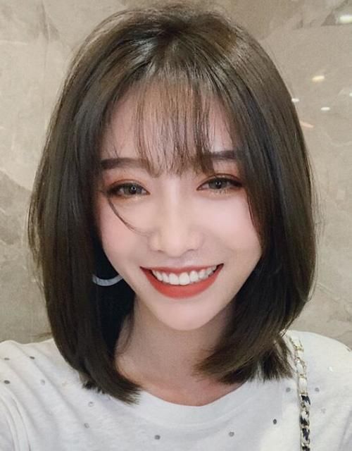 分直发:锁骨发型什么脸型剪好看 春日减龄锁骨发型效果图片