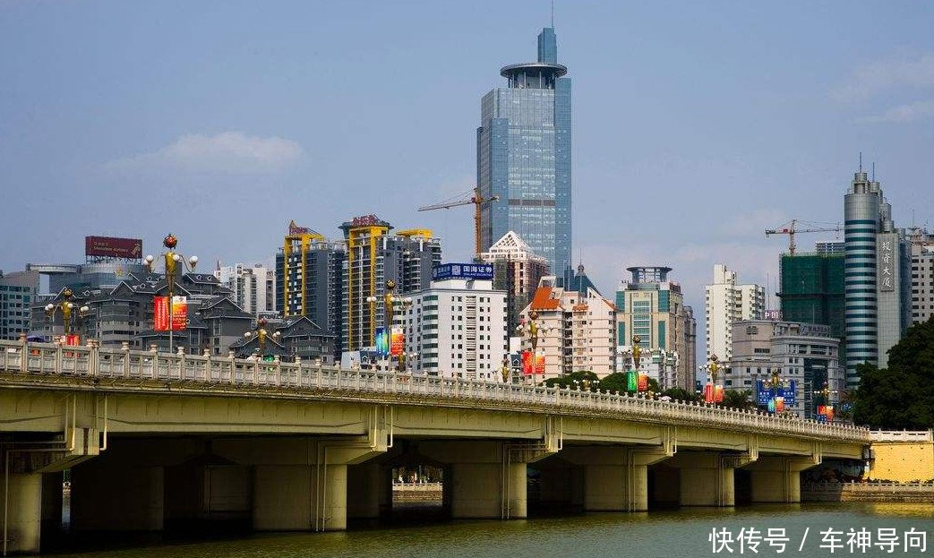 广西南宁巨资建地铁，为啥市民宁愿骑电驴也不坐地铁，乘客告诉你