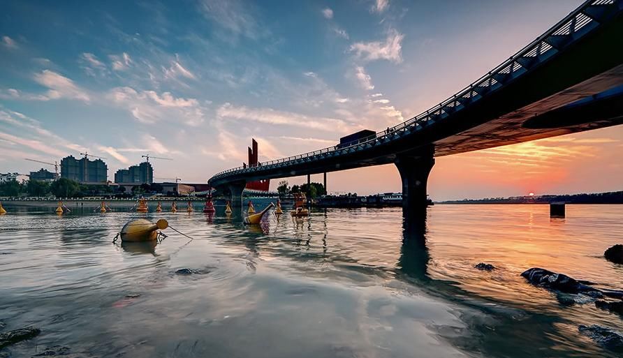  #青岛#中国的下一个“深圳”，不是成都、武汉，这3座城市最有可