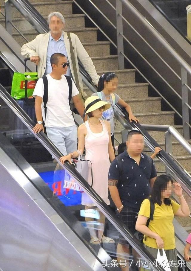 文章马伊琍同框出游打破不实传言，网友一边倒支持马伊琍