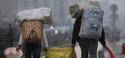  「电商」被污名化的农民：当一斤粮食不及一瓶水贵时，凭什么要