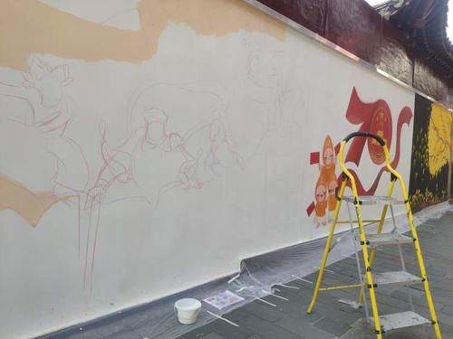 黑猫警长、舒克贝塔、葫芦娃、哪吒、神笔马良等扎堆旧校场路，闹