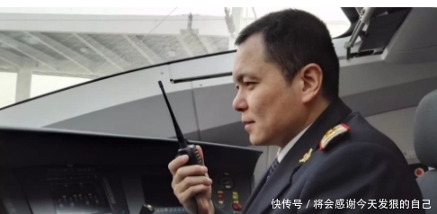  高铁：那些开高铁的高铁司机工资到底是多少？内部员工：说出来
