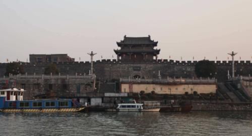  堪称：假如湖北省会转换，这座城市堪称“明日巨星”，是你所在