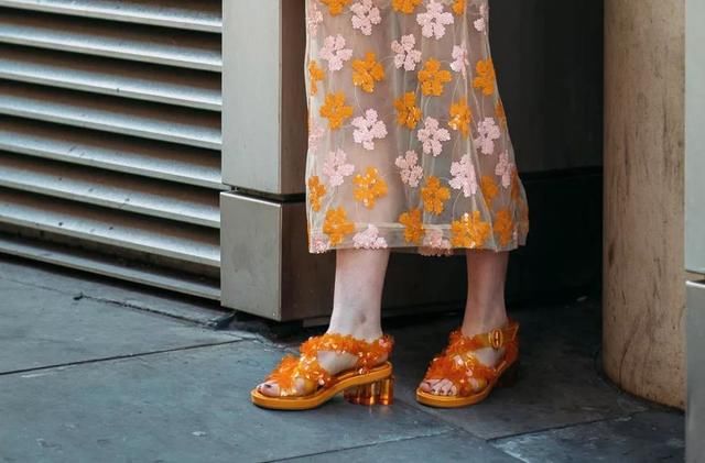 你穿与不穿，荧光色今年都要刷街！