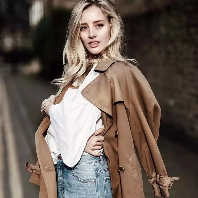 初代博主，最爱的还是她-换季穿衣没灵感?从她身上能找到!