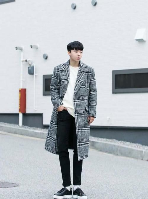 发愁@男生们还在为穿搭发愁?格纹元素穿搭,让你一秒变帅气boy