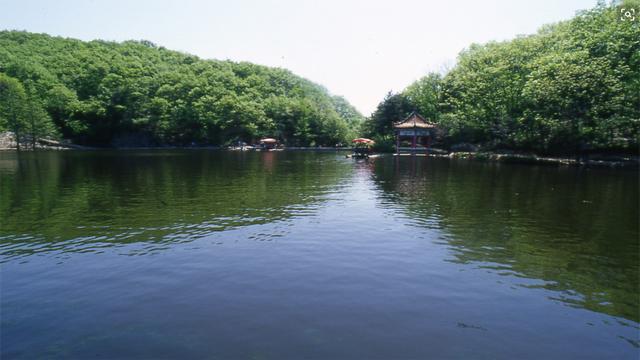 世界上致命的湖泊，很美丽，实际上蕴含着巨大的危险