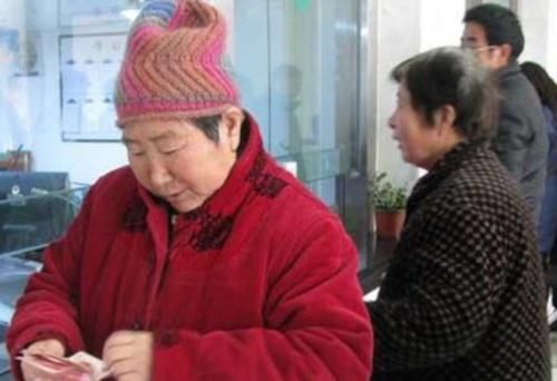  「上涨」新农合上涨30元，农民放弃，涨价带来的这3大福利可就没