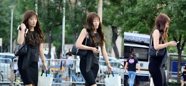 街拍 金色细高跟交叉绑带凉鞋, 黑色紧身裙美女