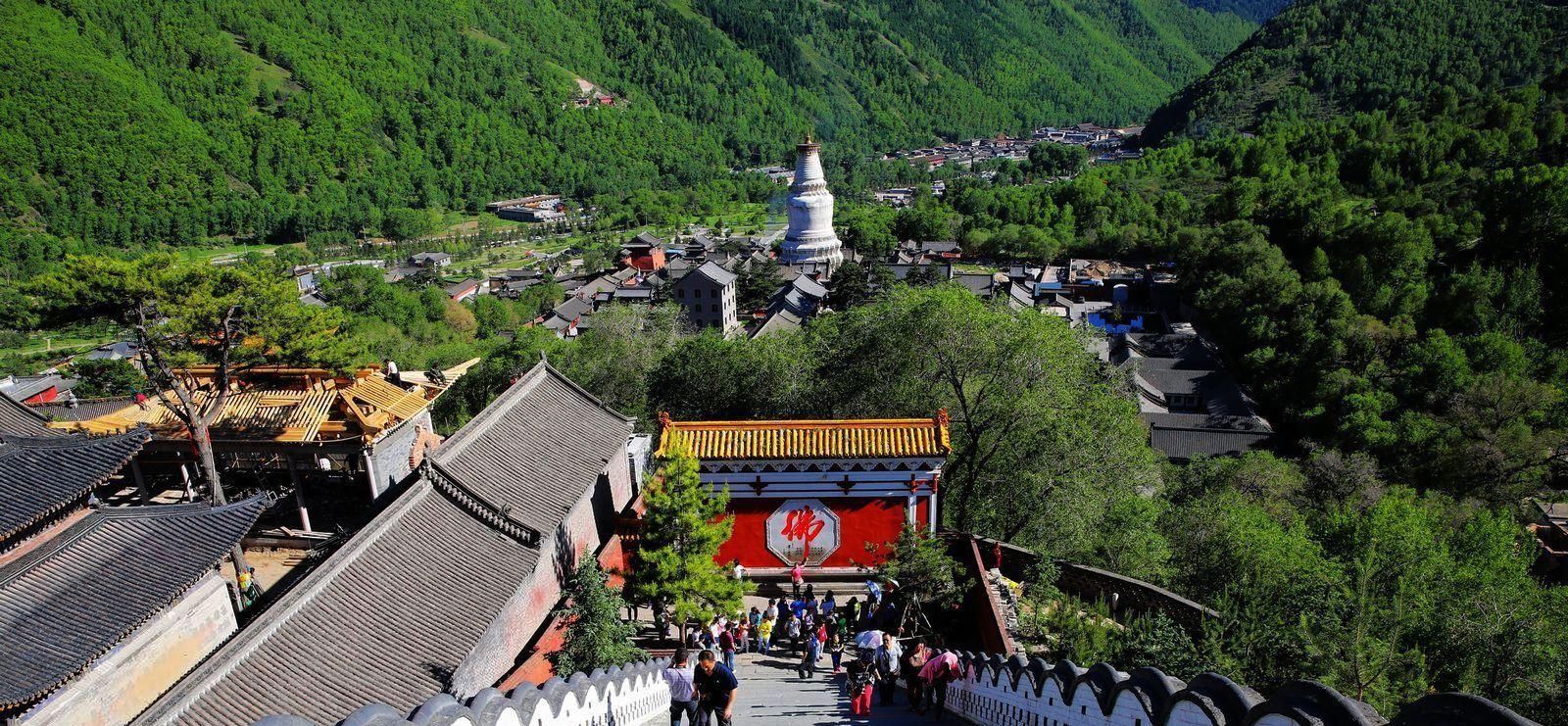 喜欢爬山的朋友，不妨去看看这4座山哦，风景独特，去过的都说好