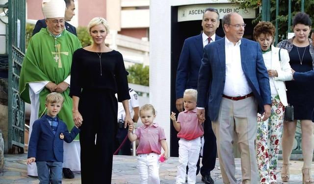 夏琳：摩纳哥王妃夏琳爱情曲折，婚前逃跑三次，终由灰姑娘变身皇室成员