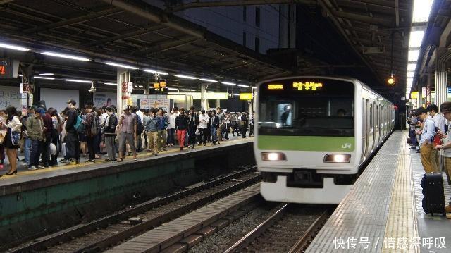 中国地铁行驶最长10个城市，经济发达，有你家乡吗