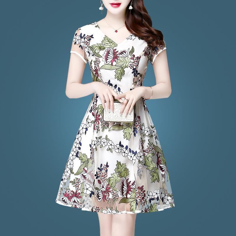 太美了!看看这70后女人怎么穿，温柔迷人简直年轻20岁