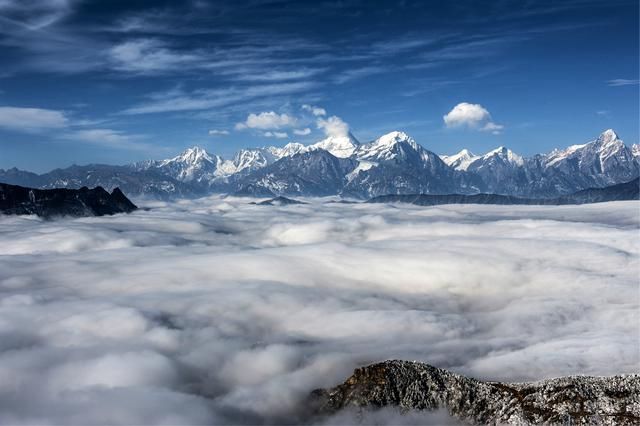 这个地方比华山还险，景色比黄山还美，可谓是人间仙境！