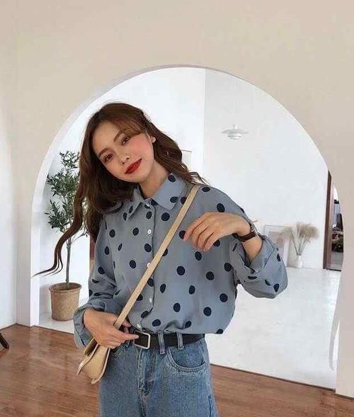  「能将自己」衬衫这样穿，衣柜的衣服会越穿越少，却越美
