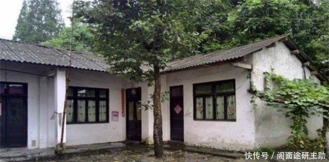  #农民朋友#农村宅基地政策：六项基本管理要求，农民朋友要熟记