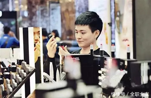 为什么国内的男生不爱化妆？原因也就这三个！