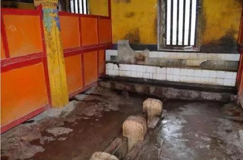 比故宫还壕的宫殿：厕所300年不打扫，最好的藏传文玩都在这儿