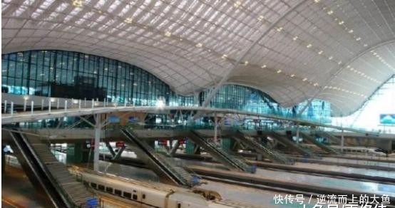  gdp：中国唯一有16座高铁站的城市，不是一线城市，GDP直超1万亿