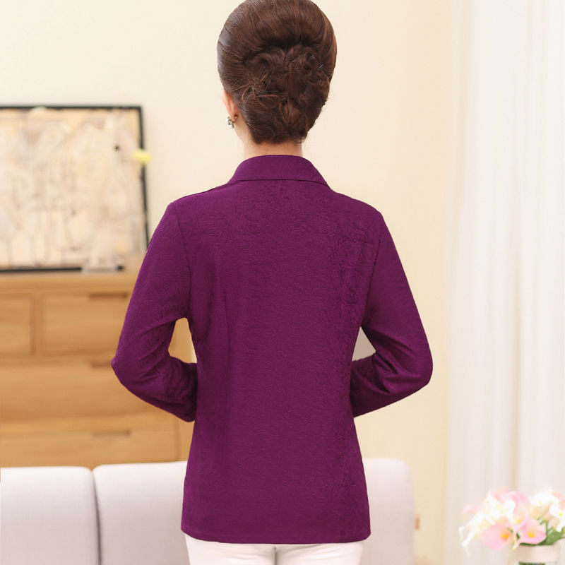 天冷流行这样穿!小衫+长款，适合6070后妈妈，美的年轻动人