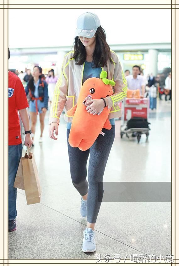 当惠若琪裸腿穿健美裤那一刻，满屏幕都是大长腿，网友:目不暇接