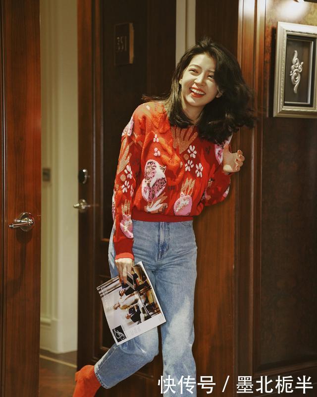 【针织衫】建议30岁以上的女性,开春多穿这“4套”穿搭,优雅减龄又不老气