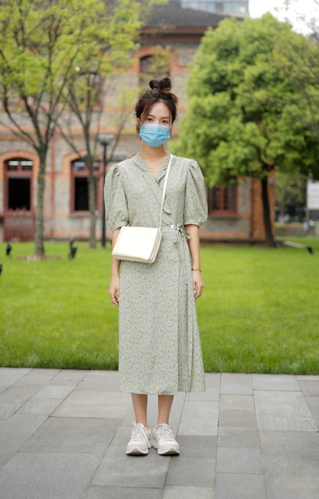 「日常」春天别放弃连衣裙！这几款还能穿出新意，日常又有女神范十足