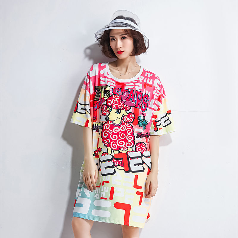 针织衫配打底裤太土了，今年就穿这裙子出门，白瘦美全有了