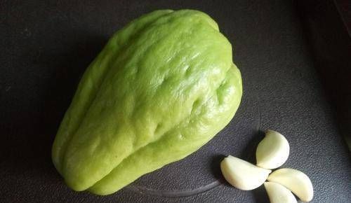  「花盆」阳台不养盆这个健康的瓜，真是可惜好花盆，现在正是栽种的时候！