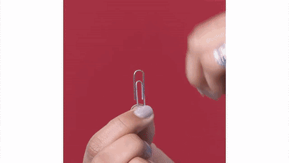 她往高跟鞋里放了这个，怎么走都不磨脚，女生需知的小窍门！