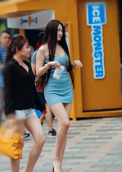  吊带|时尚高跟鞋穿搭，展现出女生的优雅的姿态