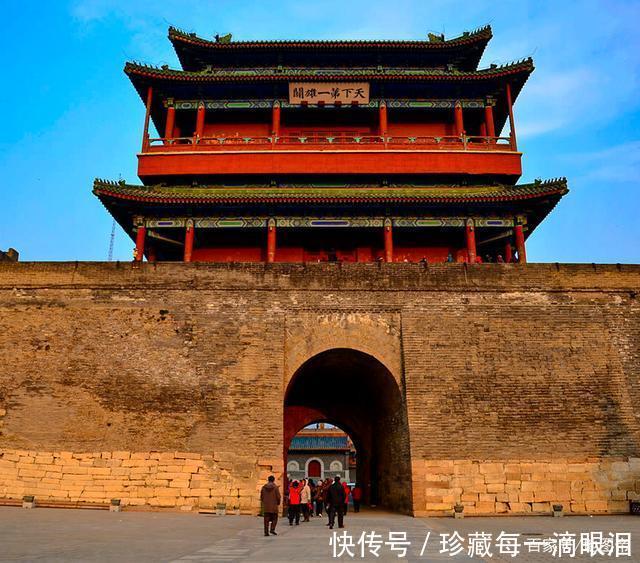 航拍北京的北部门户居庸关,为何叫这个名字