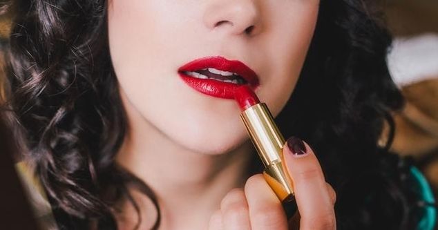  #红色#盘点Angelababy等高颜值女明星，爱用的口红色号，真的不要太吸睛