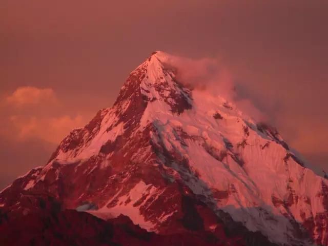 尼泊尔为什么是户外人的圣地？