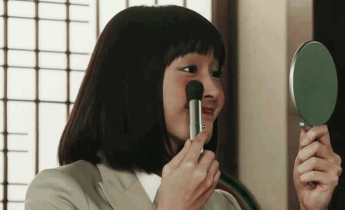 讲真| @杨丞琳 你的晒伤妆不够自然啊，想出街还得跟泫雅李沁学学