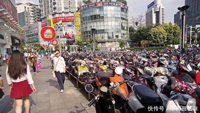  南宁@中国电动车最多的城市，拥有200万辆，被称为“电动车上的