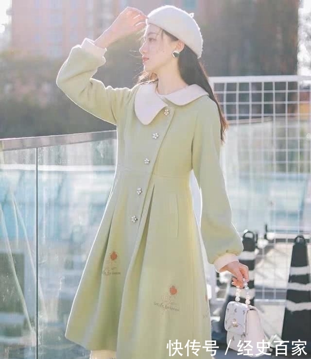 「少女」精致又百搭的大衣,少女感十足,简单的搭配也能穿出高级感