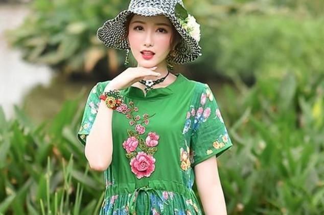  [摄影]就是为了去公园拍照穿，绵绸连衣裙温柔到骨子里
