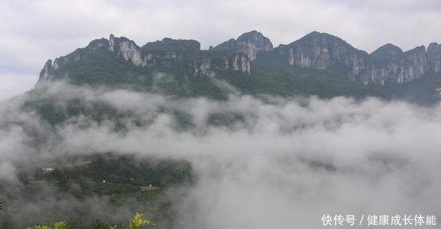  『某地』出门奔波不如在家务工 湖北某地支持农民工家门口就业！