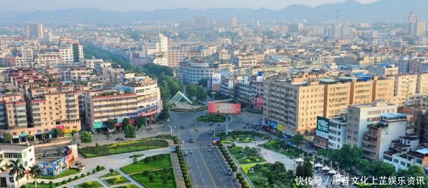 广东省1个县级市，曾被誉为“小南京”，人口近120万