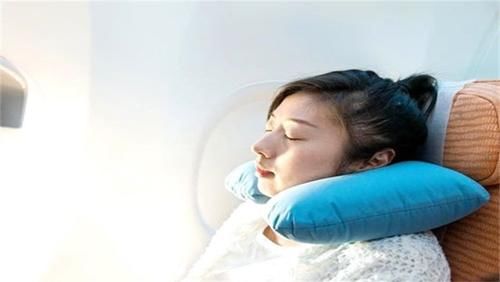 外出旅行时，最好把这“3种东西”都带上，关键时刻有大用处！