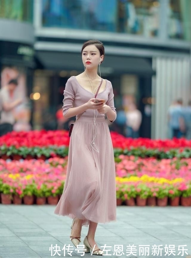【日常】春天别放弃连衣裙!这几款还能穿出新意,日常又有女神范十足