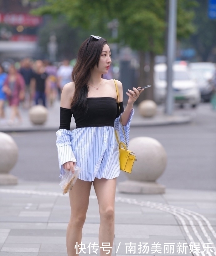  怦然心动：小姐姐美爆了！独特的气质让人怦然心动