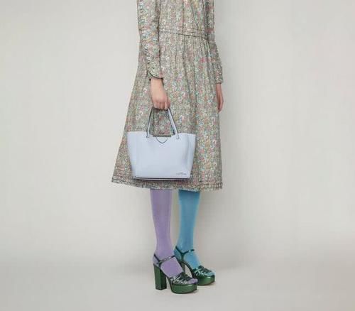  「Marc」Marc Jacobs2020年春夏款除了相机包，这些“蓝” 包也很美