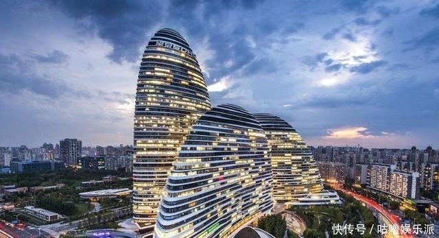  垫底■中国评出十大“时尚”城市：上海和成都并列第一，深圳 南