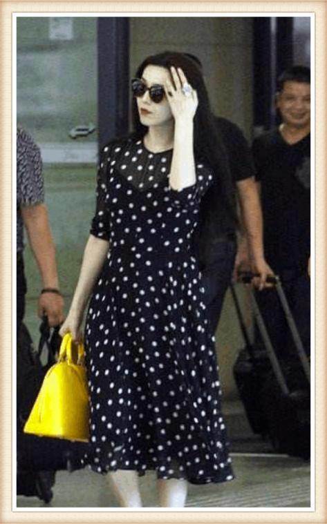 当范冰冰王丽坤同穿薄纱裙，网友：终于见识到高级脸的最高形式